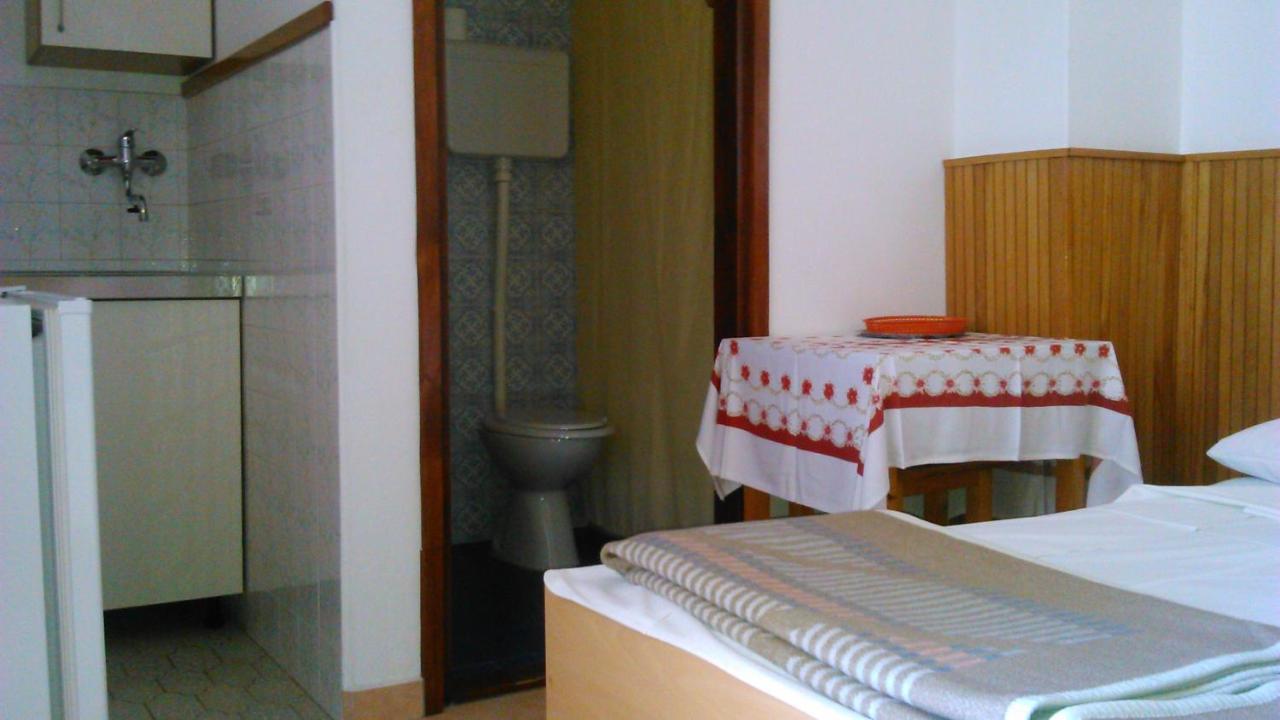 Apartmani Ana Novi V. - Studio Novi Vinodolski Exterior foto